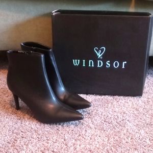 Windsor Heel Ankle Boots